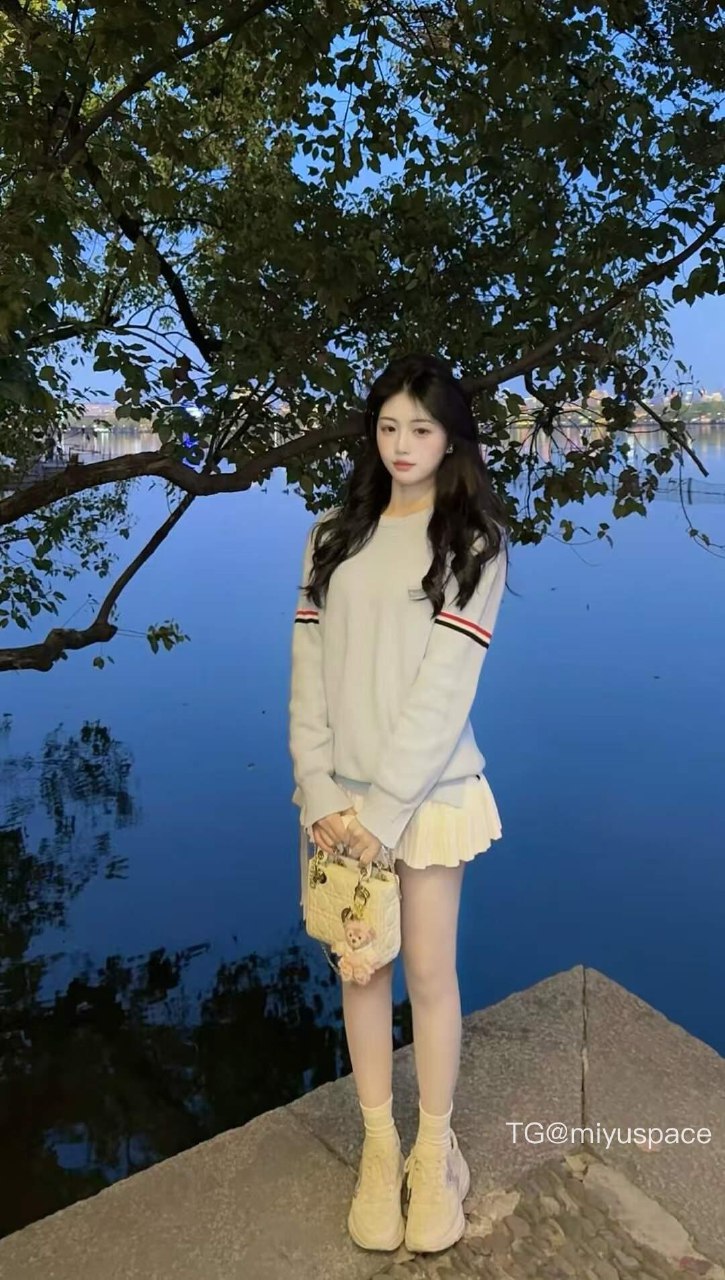 【在线看】抖音 关关雎鸠 岛遇 NO.014期 【17P】-浔一演示站