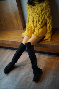 【在线看】袜小喵 KT088《毛衣与靴》-浔一演示站